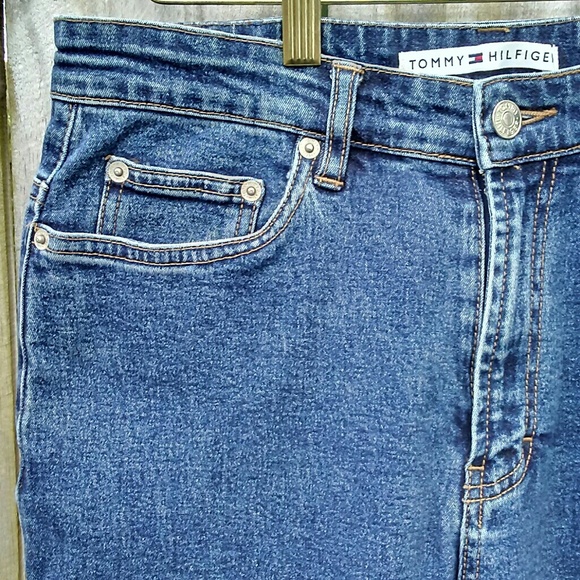 Tommy Hilfiger Denim - Tommy Hilfiger jeans high rise retro mom size 8